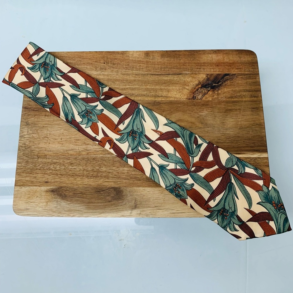 Floral Jsaco Made in Italy 100% Silk Tie